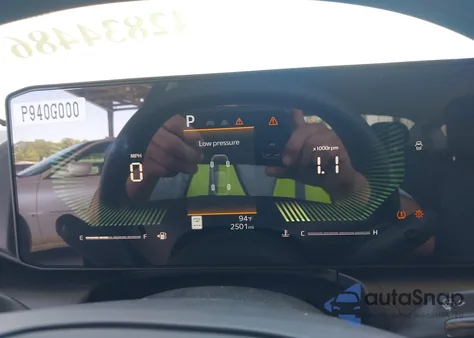 2025 Kia K4 Lxs z USA, uszkodzony, nr VIN 3KPFT4DE7SE117048